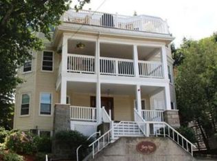 49 Sagamore Ave APT 1A, Winthrop, MA 02152