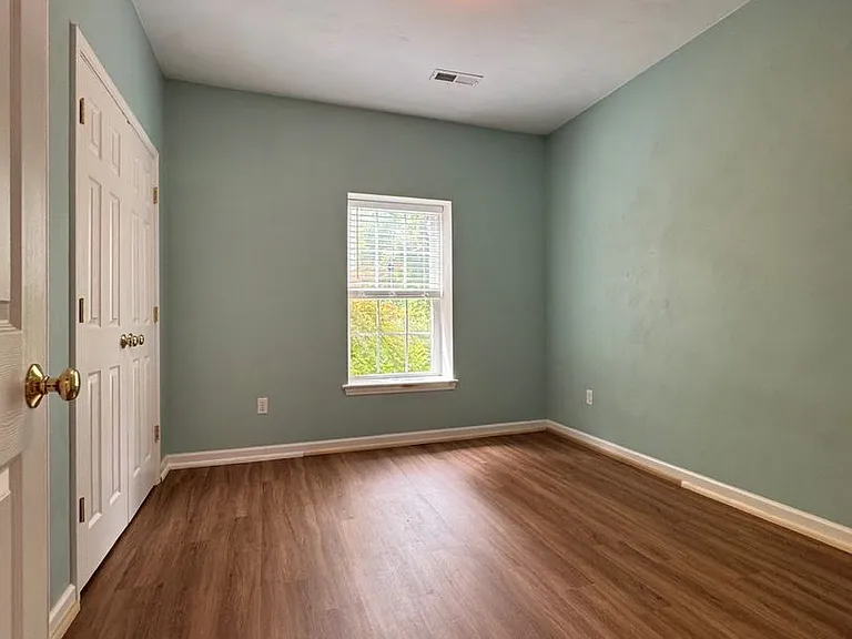 1340 Morningside St SE — Photo 4