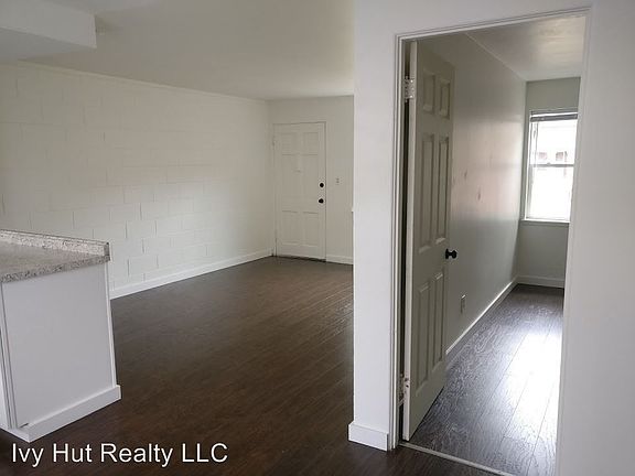 5th image of 5915 99th St SW APT 11