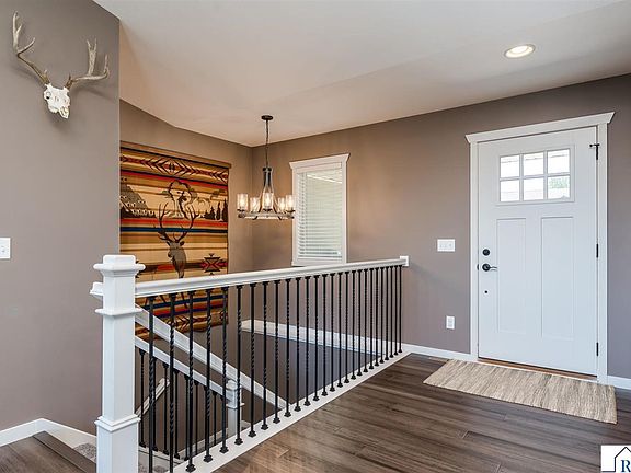2nd image of 1906 Rock Ridge Ln