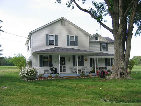 Main entry into family room.