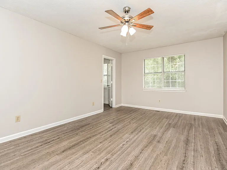 1268 Brandl Dr SW — Photo 12