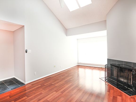 3rd image of 12113 Greenway Ct APT 302