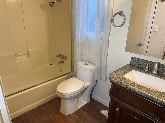 3rd image of 2304 Manzanita Way