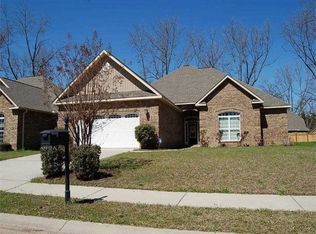 352 Grand Reserve Way, Kathleen, GA 31047