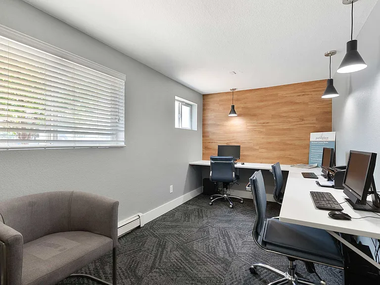 Park Place at Expo Apartments — Photo 21
