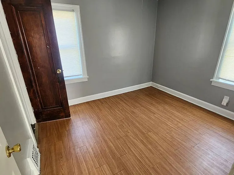 1506 Larchmont Rd — Photo 38