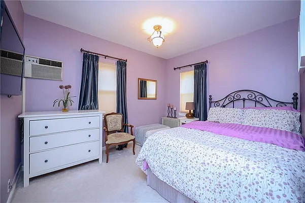 Sold by Remax Edge | media 17
