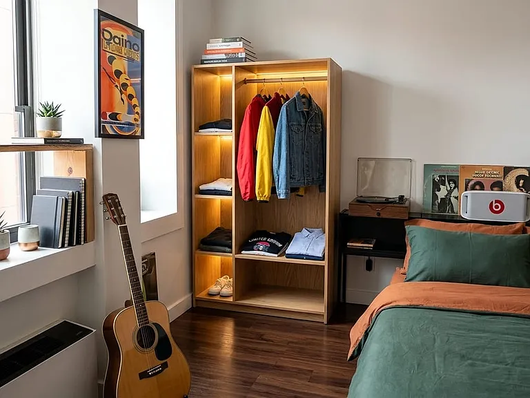 484 Seneca Ave #2D — Photo 5