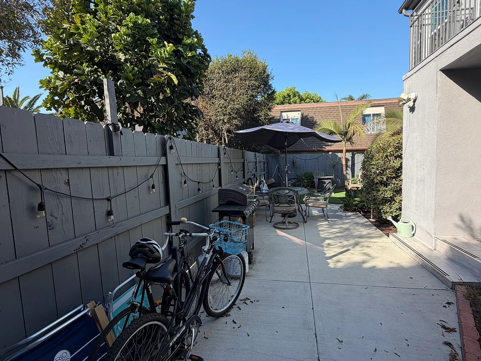 2 bed, 650 sqft, $3,390 — Photo 3