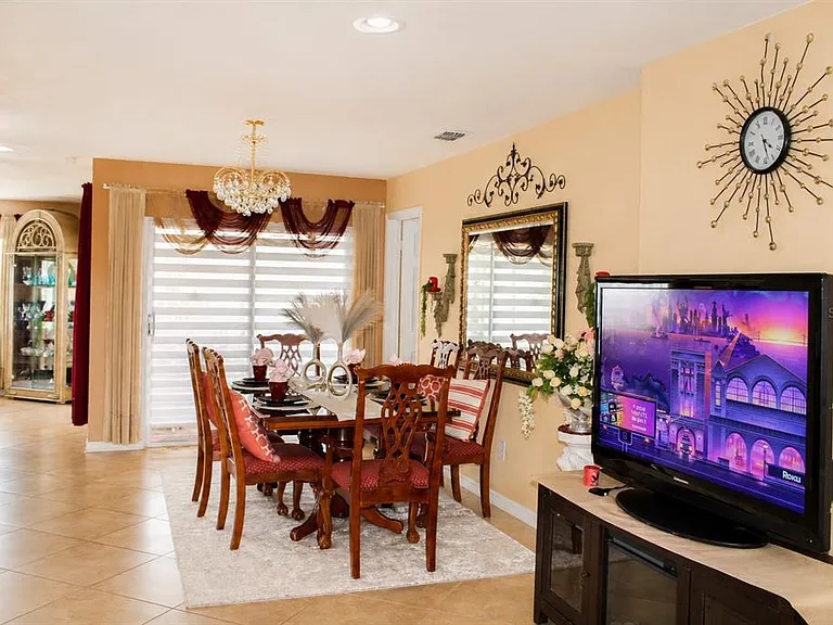 3513 Westminister Ct — Photo 7