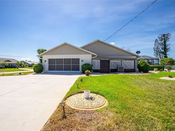 204 Bunker Rd, Rotonda West, FL 33947