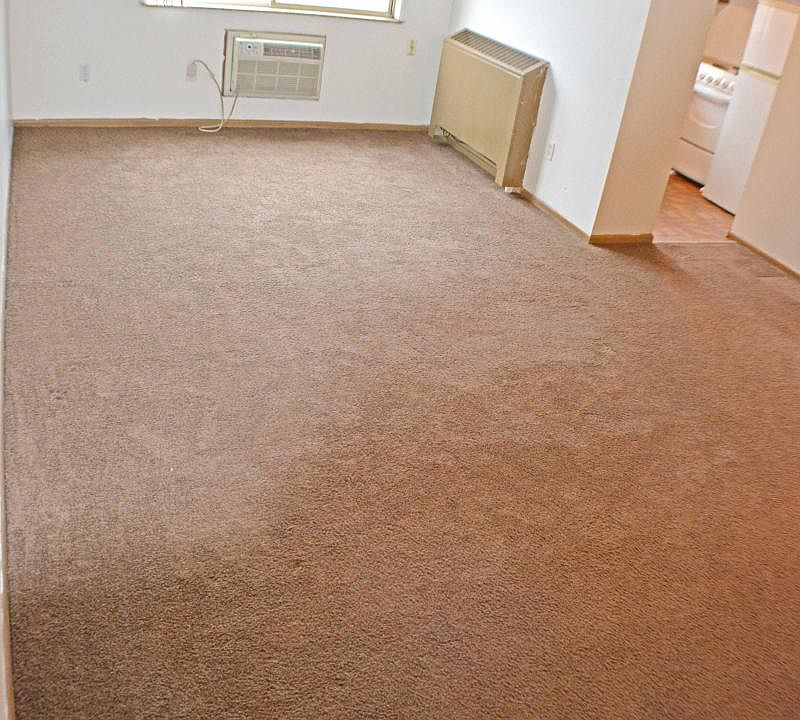 1st image of 15010 Madison Ave APT 303
