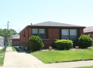 12721 S Muskegon Ave, Chicago, IL 60633