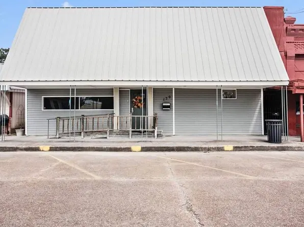 120 Arthur Ave, Lake Arthur, LA 70549