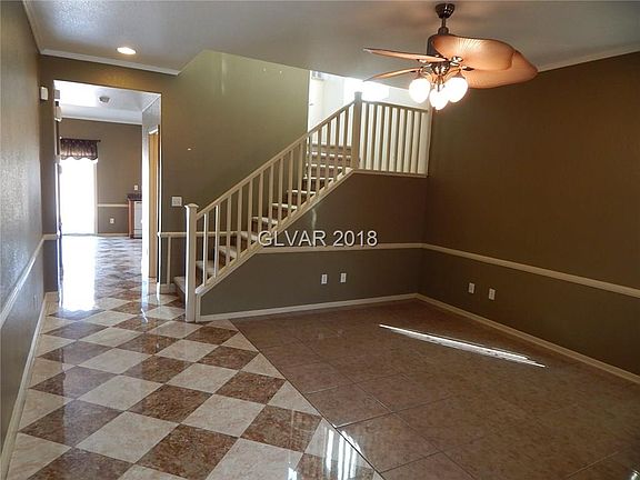 3rd image of 4020 Meadow Foxtail Dr