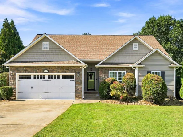 231 Metcalf Ct, Spartanburg, SC 29306