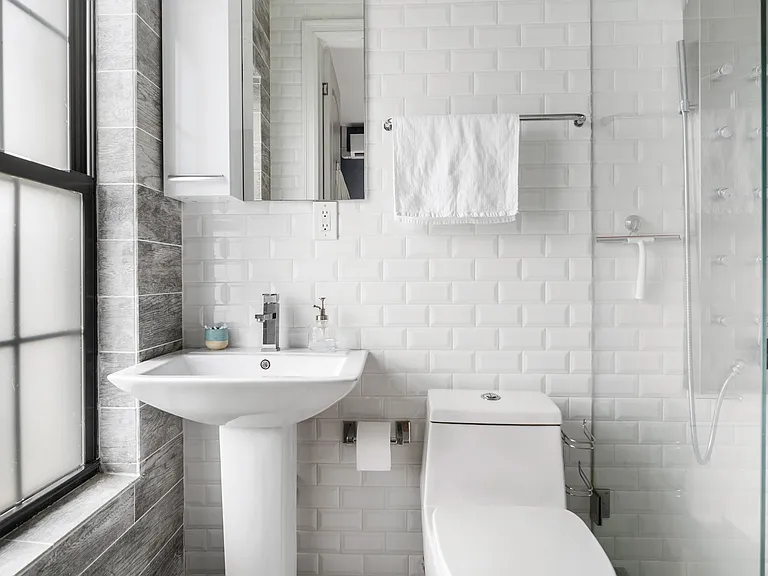 1385 Herkimer St #2 — Photo 10