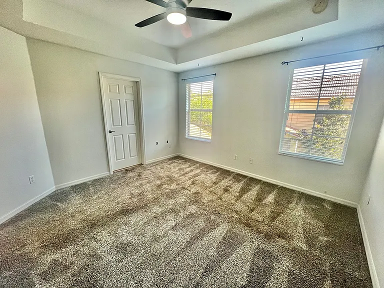 5435 Via Appia Way — Photo 10