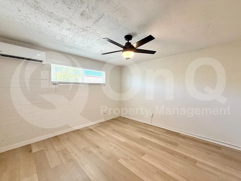 25 E Eva St #13 — Photo 12