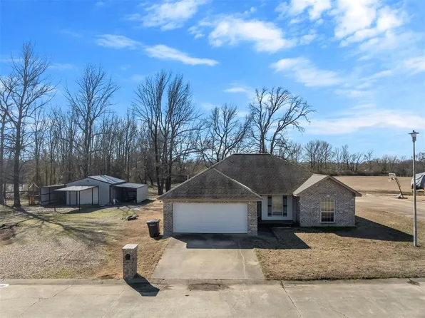 107 Yashau Creek Dr, Broken Bow, OK 74728