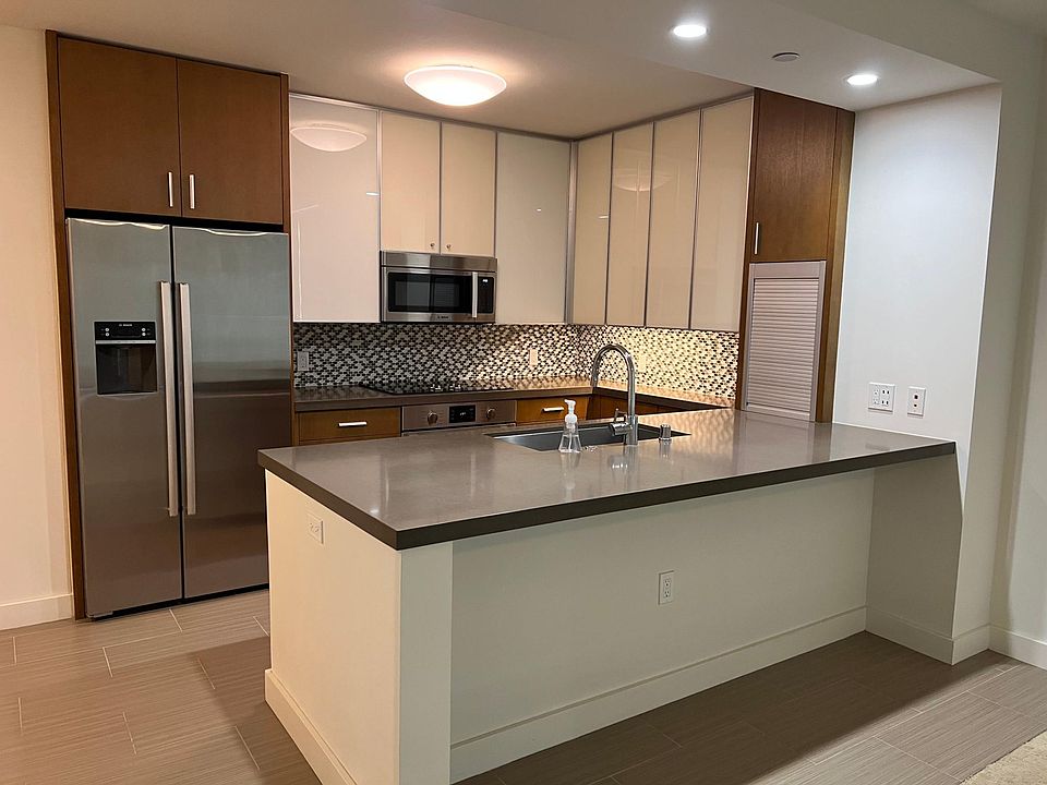 1st image of 600 Ala Moana Blvd