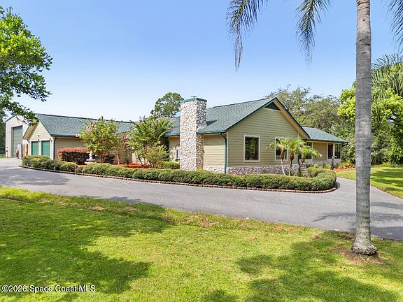 3rd image of 3885 Lost Tree Ct