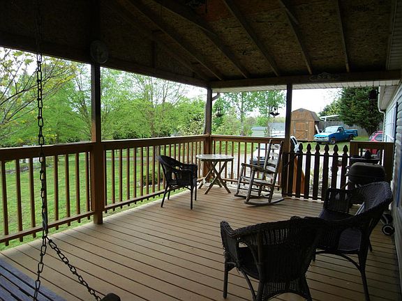 4th image of 1120 Sassafras Way