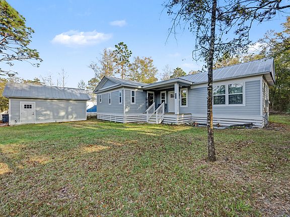 3rd image of 255 W Renoir Rd