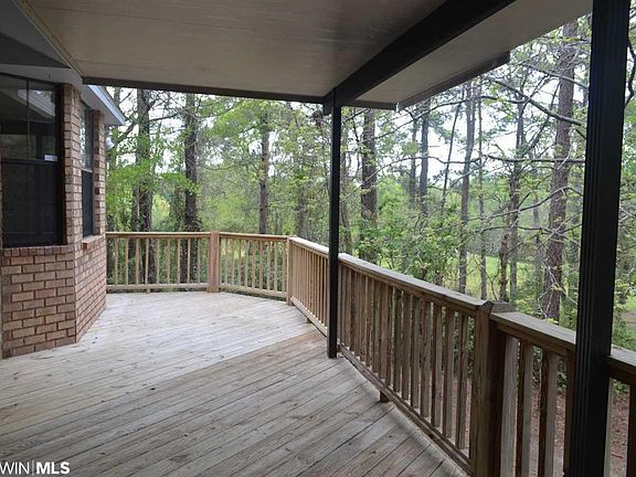 4th image of 165 Fairway Dr