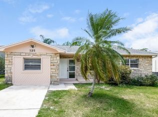 125 Avon Dr, Safety Harbor, FL 34695