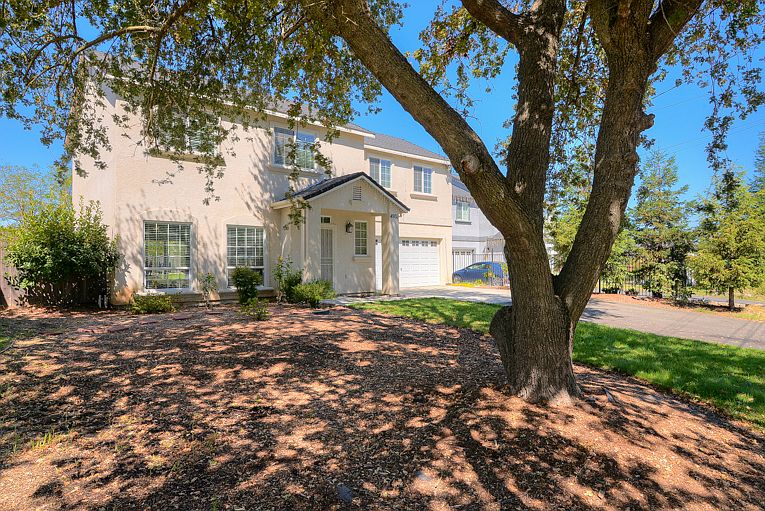 1st image of 4933 Jolana Ln
