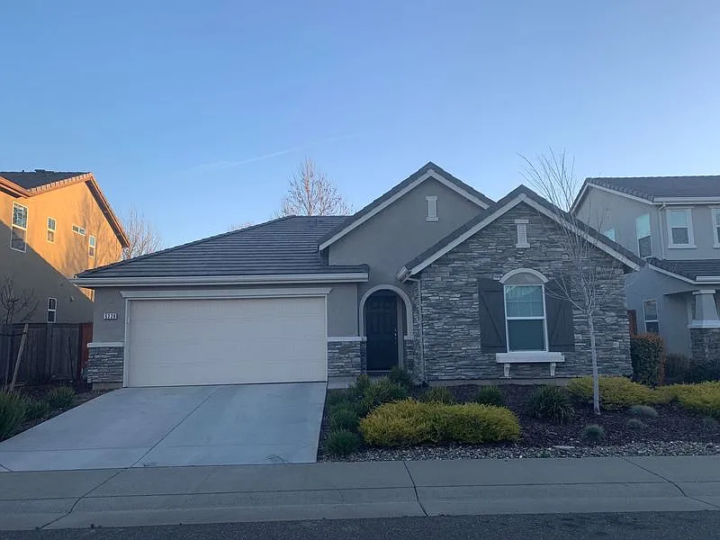 5228 Ocean Ln photo 1