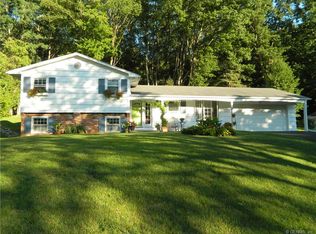 32 Little Spring Run, Fairport, NY 14450