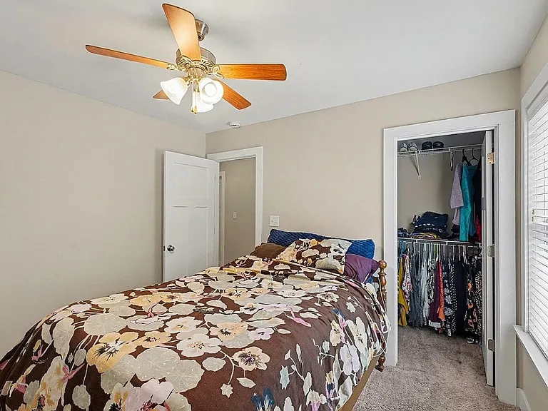 38 Wood Green Dr — Photo 15