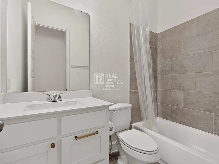 2933 Eccleston St — Photo 16