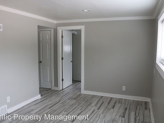 3rd image of 4303 Pearl St APT 2