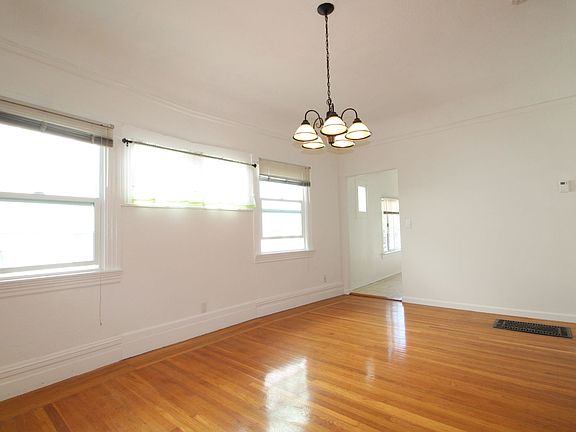 2nd image of 610 Brooklyn Ave