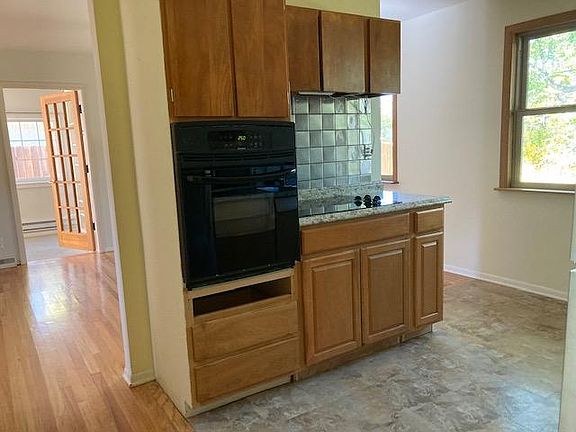 cook space of walk-through kitchen