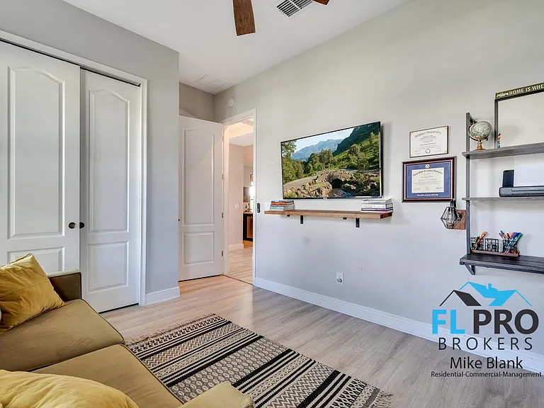 13321 Beebe Aly — Photo 8
