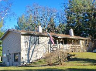 N2270 Six Corners Rd, Walworth, WI 53184