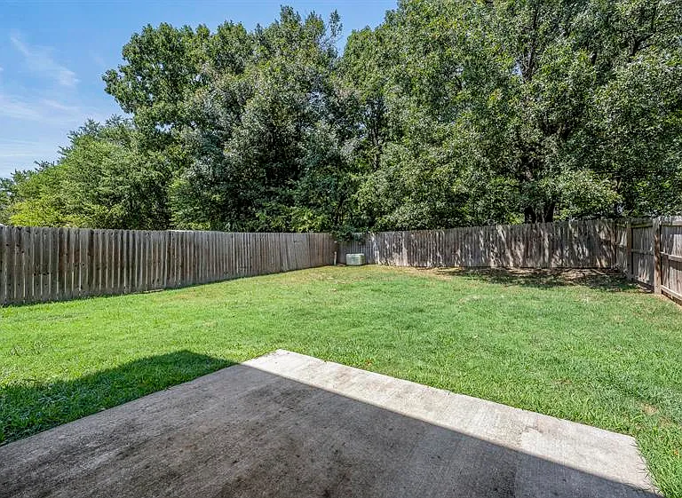 818 Baker St NW — Photo 19