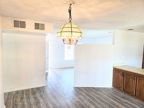 3rd image of 44121 Shadow Way