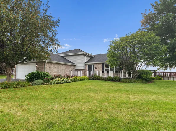 2715 S Centurion Ln, New Lenox, IL 60451