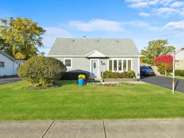 8526 Leclaire Ave, Burbank, IL 60459