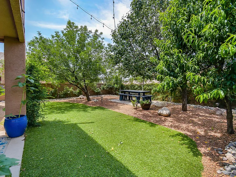 8627 Eagle Creek Dr NE — Photo 42