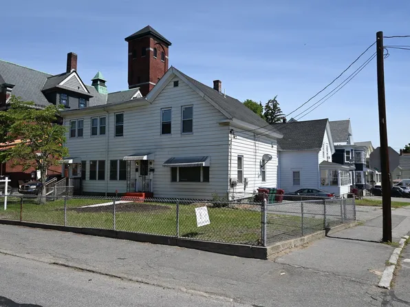 89 Mammoth Rd, Lowell, MA 01854