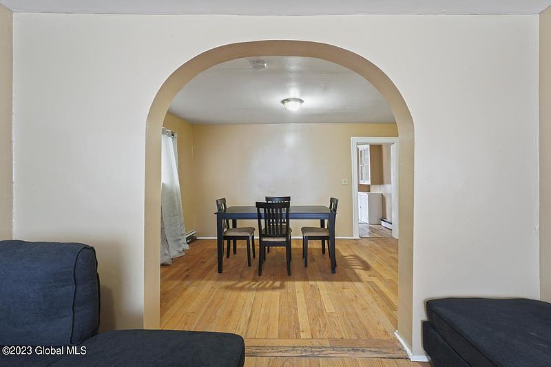 5th image of 268 1st Street