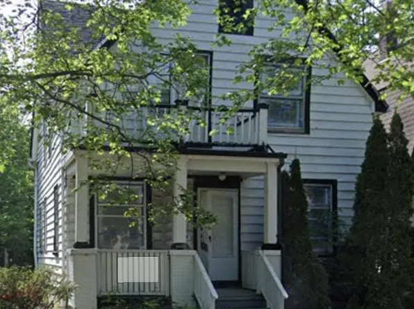 3065 N 10th STREET, Milwaukee, WI 53206