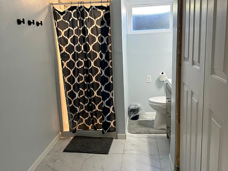 1552 S Everett St — Photo 5